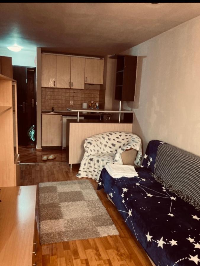 Apartament 2 Camere Arad Eksteriør bilde